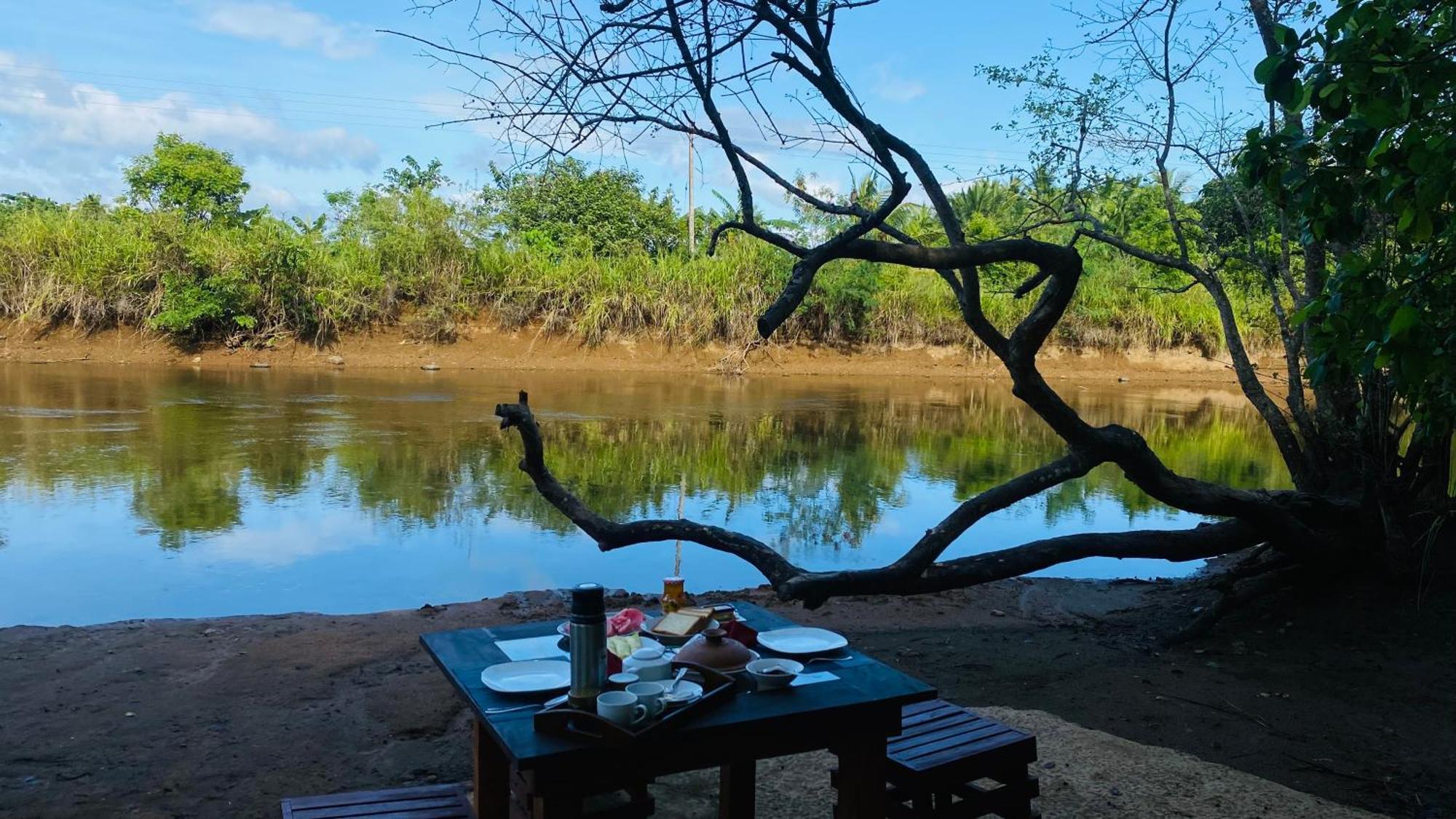 River Paradise Safari House With Cooking Class Udawalawe Ngoại thất bức ảnh